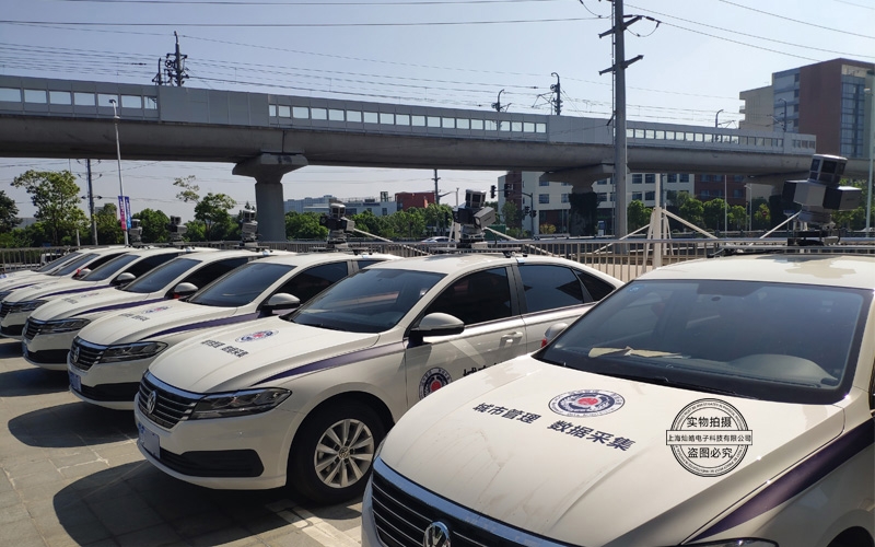 車(chē)載云臺(tái)支架在轎車(chē)、皮卡等車(chē)型安裝實(shí)例